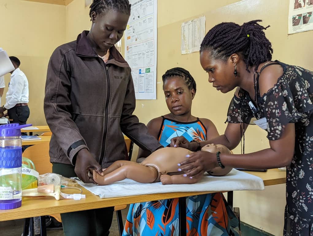 Women-spear-heading-treatment-of-children-Emergency-triage-and-treatment-in-Ugand